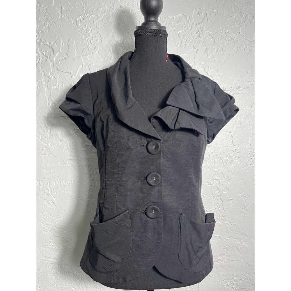 Nanette Lepore Women's Size 6 Black Ruffle Collar Short Sleeve Blazer Jacket Y2K